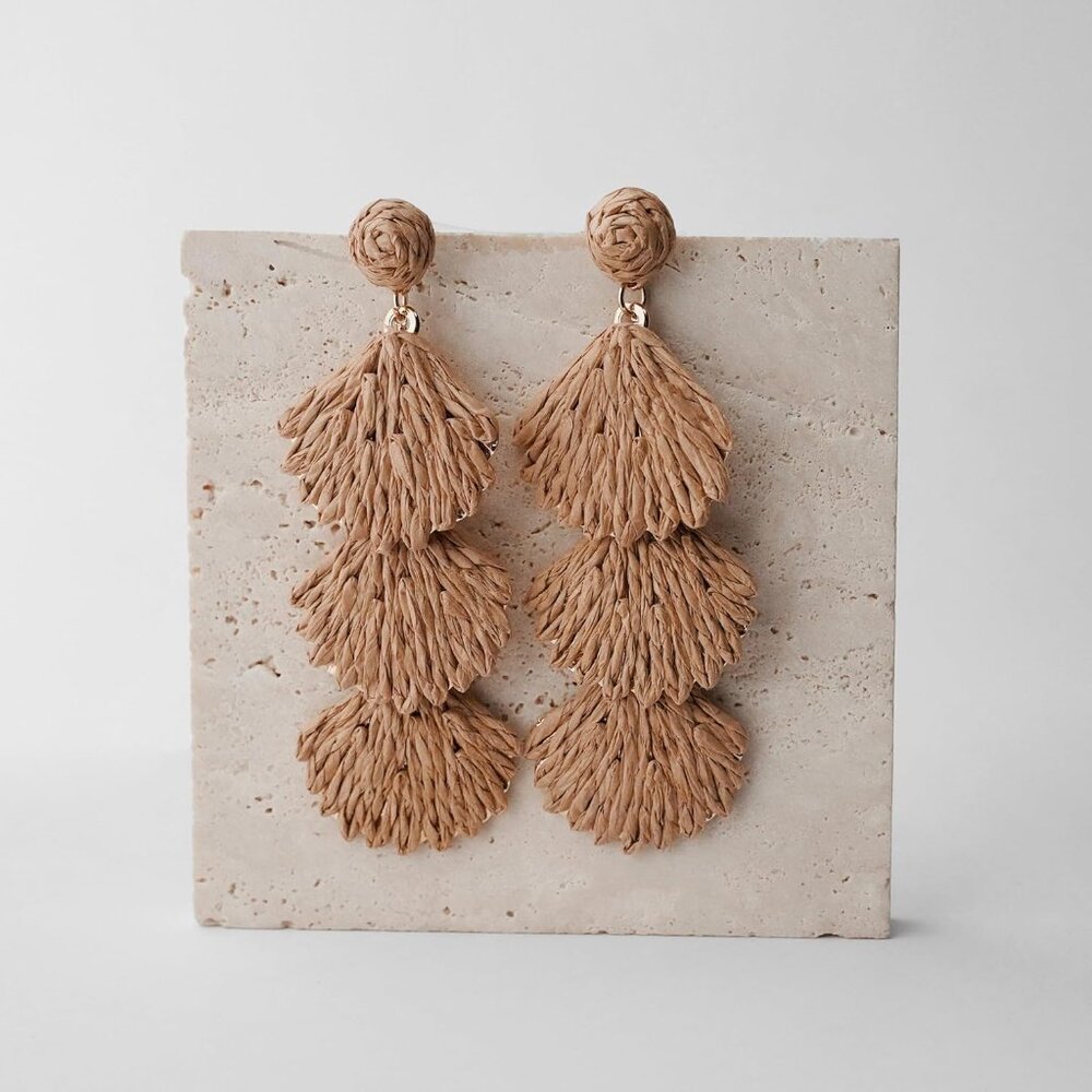 Brown Raffia Dangle Earrings With Shell Design, L… - image 3